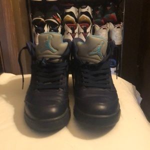 Air Jordan 5 Retro size 11 
“Hornets”
